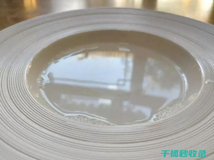 家用微波炉清洁小妙招，让你的厨房更干净 (微波炉清理方法)