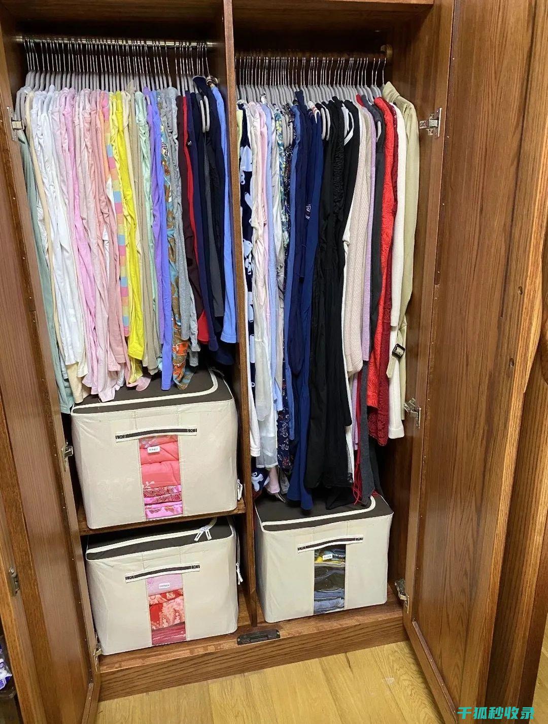 衣物卷收纳技巧分享：提升衣橱管理效率 (衣服卷起来收纳教程)